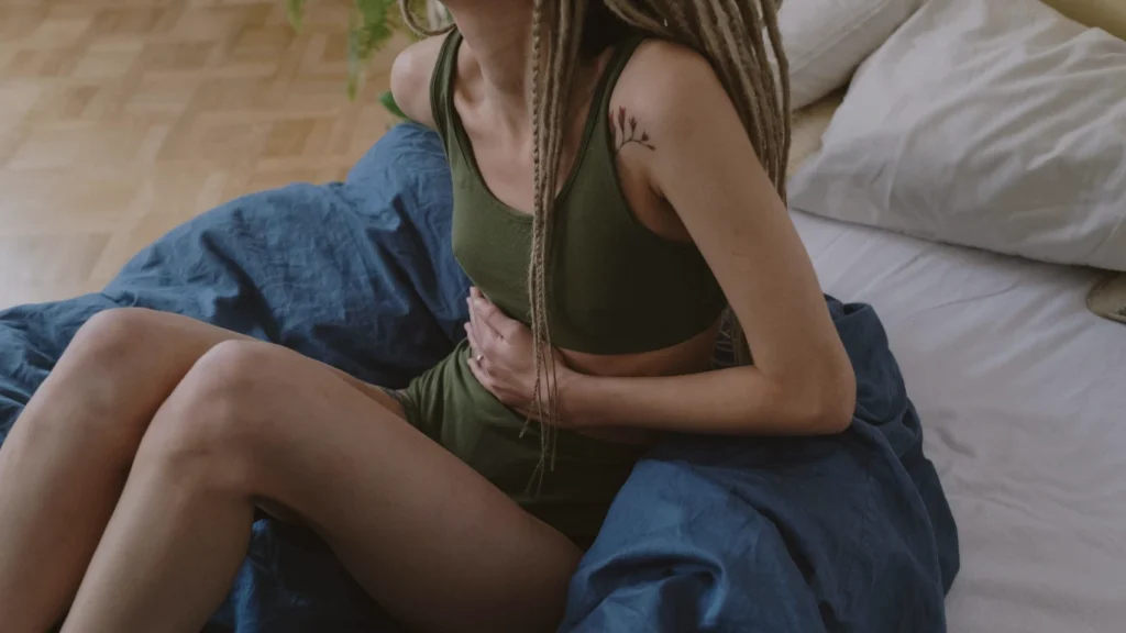 Stretch-or-Rest_-Exercising-Through-Period-Cramps-the-Smart-Way